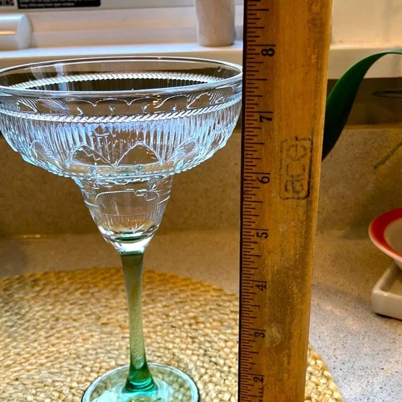 (2) Cristal d'Arques-Durand Sombrero Margarita Glasses w/ Green Stem - Picture 11 of 12